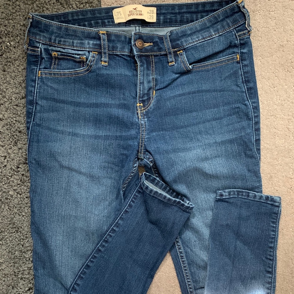 Hollister Super Skinny Jeans